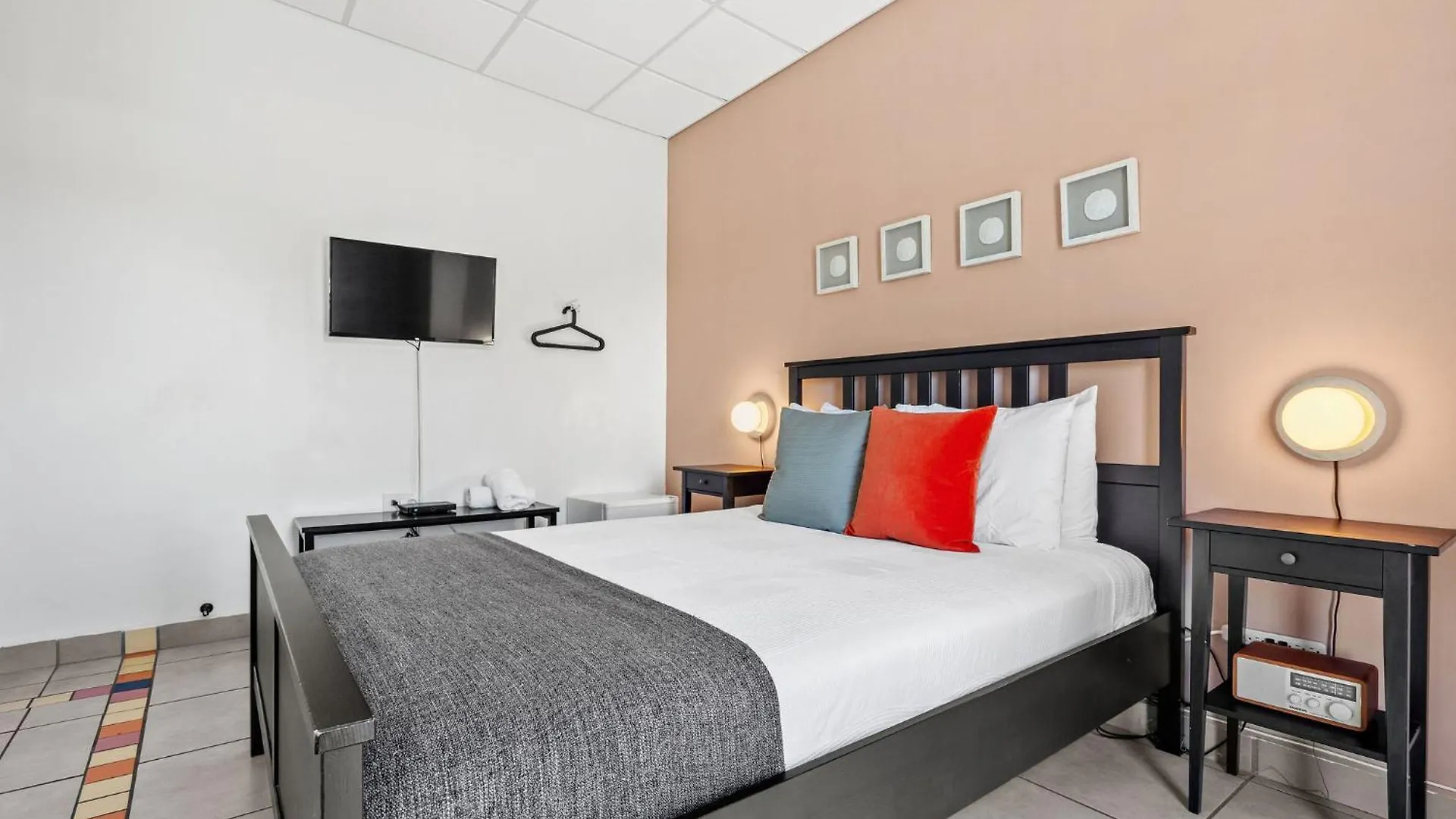 Rincon Plaza Hotel