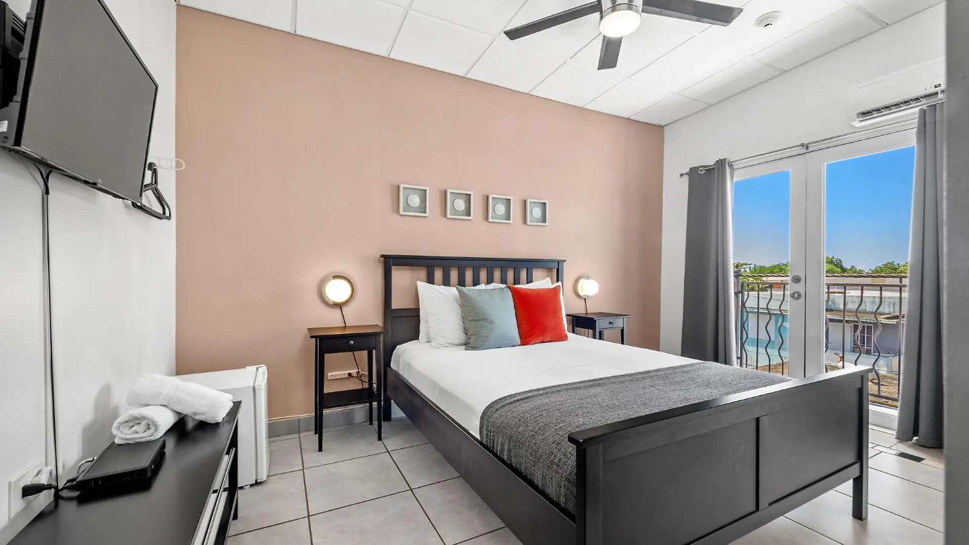 Rincon Plaza Hotel